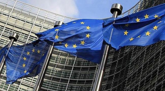 FT - AB anlaşmasız Brexit durumu için şirketleri uyaracak