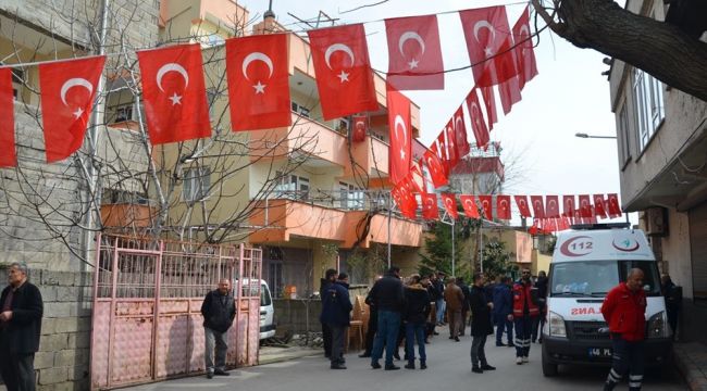 Türkiye İdlib şehitlerine ağlıyor
