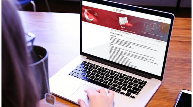 Sermaye Piyasası Kurulu'nun Teminatlı Menkul Kıymetler Tebliği'nde değişiklik yapılmasına dair yeni tebliği, Resmi Gazete'nin bugünkü sayısında yayımlanarak yürürlüğe girdi.