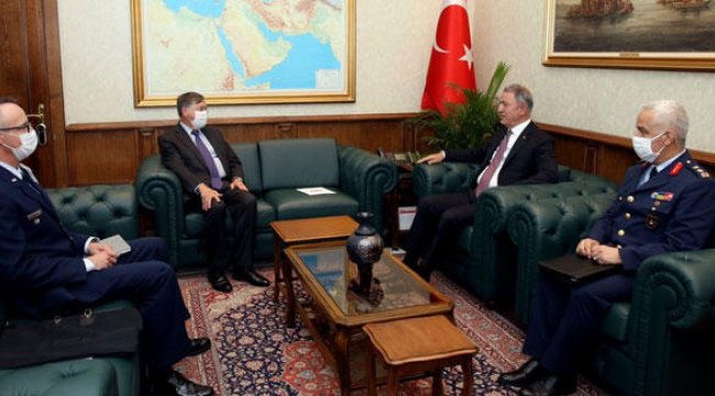 Son dakika haberi... Bakan Akar'dan önemli görüşme