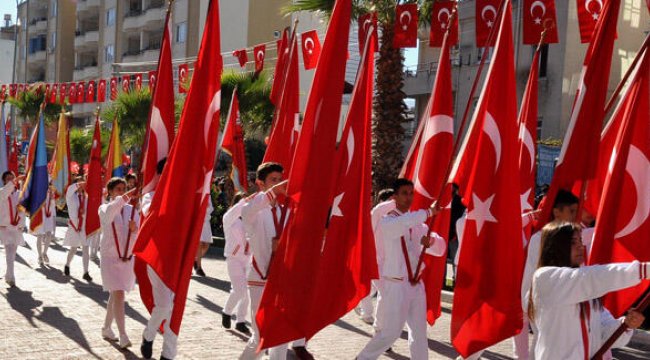 Cumhuriyet Bayramı resmi tatil mi? 28-29 Ekim kaç gün tatil olacak?