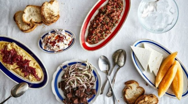 Yılbaşı sofraları pakete girdi
