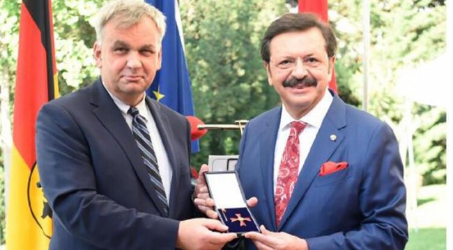 Almanya'dan TOBB Başkanı Hisarcıklıoğlu'na devlet nişanı