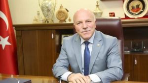 Vali Memiş ile Belediye Başkanı Sekmen kasket takıp yelek giyerek patates hasadı yaptı