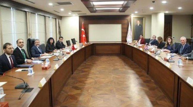 Bakan Nebati, Birleşik Krallık'ın Türkiye Ticaret Temsilcisi Hutton ile görüştü