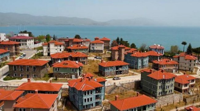 Bakan Kurum: Elazığ ve Malatya’da 31 bin 944 konut ve iş yeri teslim edildi