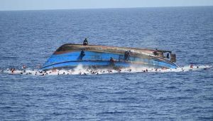 Nijerya'da yolcu teknesi alabora oldu! 32 ölü