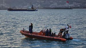 Zonguldak'ta kayıp 11 denizciyi arama çalışmaları sürüyor