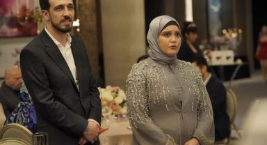 Kızılcık Şerbeti ekibi, uyuşturucu alırken polise yakalanan Feyza Civelek'e sahip çıktı