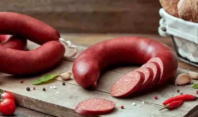 Ünlü markadan pes dedirten dolandırıcılık! Sakın evinize bu sucuktan almayın