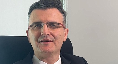 Prof. Dr. Bülent Demir ‘’Damarların Ötesinde: Hayata Dokunan Hekim’’