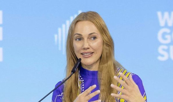 Meryem Uzerli Dünya Hükümetler Zirvesi’nde Türkiye’yi Temsil Eden Tek Türk Oyuncu Oldu